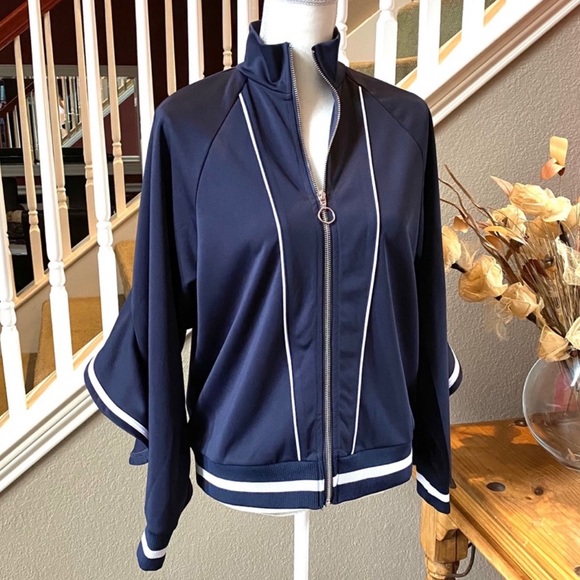 Electric Yoga Flounce Jacket - Picture 2 of 9